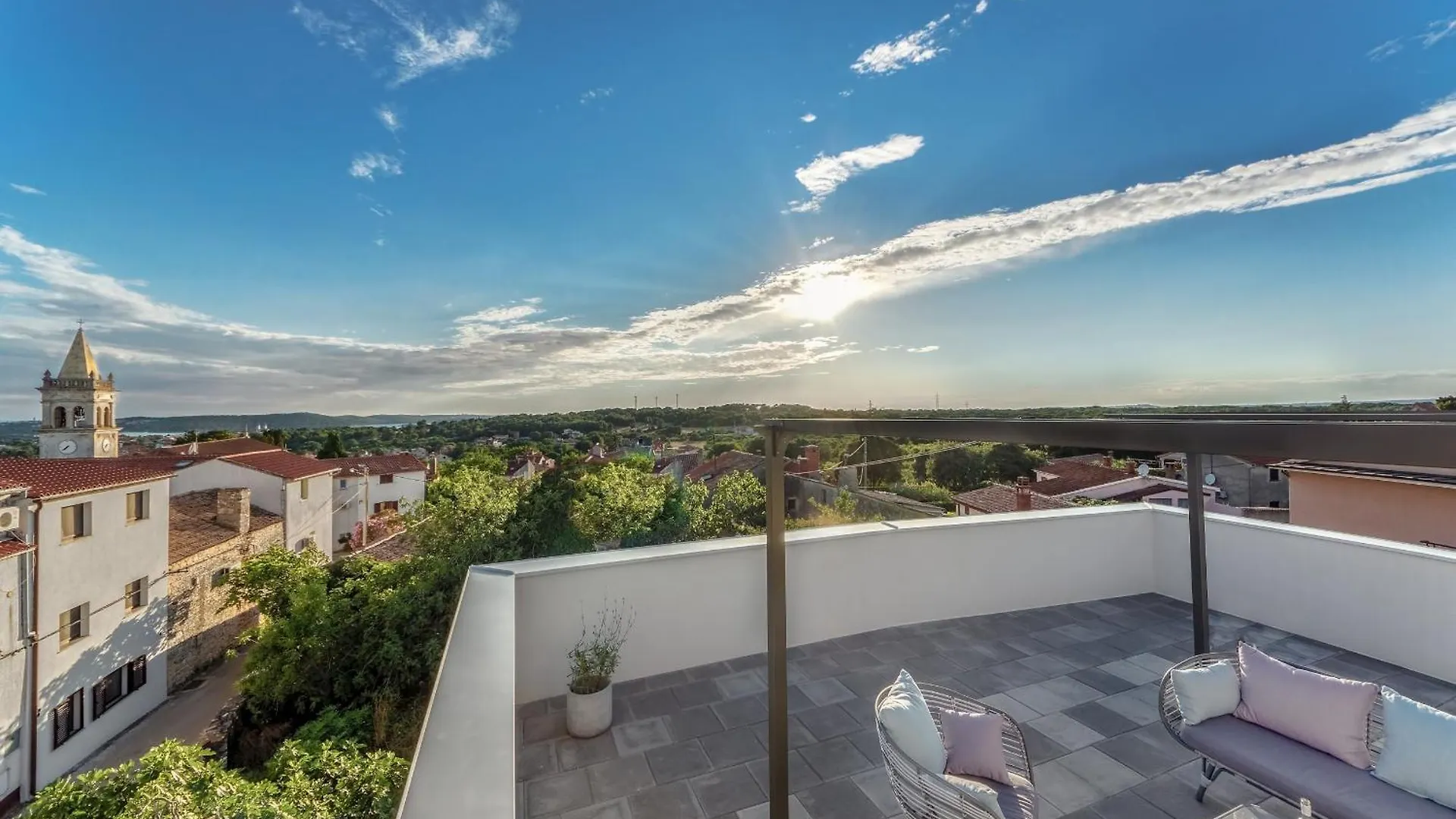 Villa San For 6 Persons In Medulin With Fitness And Only 2 Km From The Beach With Sea View Liznjan